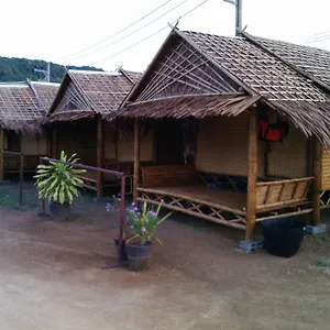 Lodge Pitt, Koh Lanta